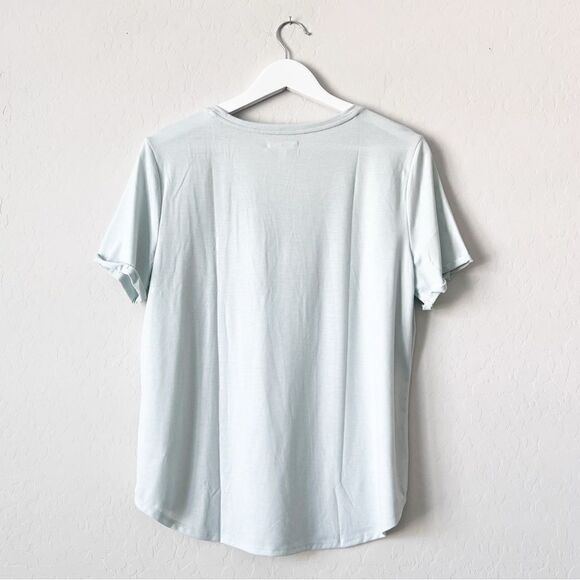 NWT Maurices Focus On The Good V Neck Graphic Short Sleeve Tee M - Picture 3 of 7